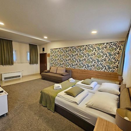 Apartments Alf - Om Banja Luka Værelse billede